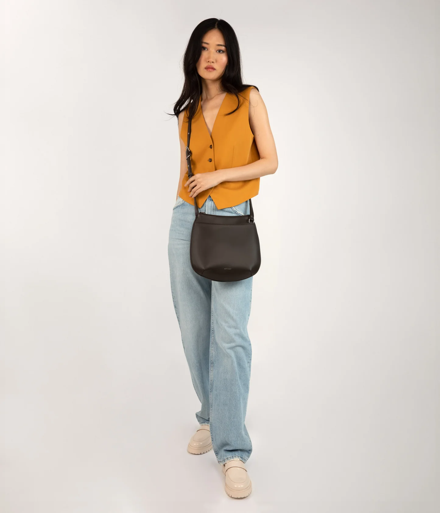 Matt and shop nat sling bag